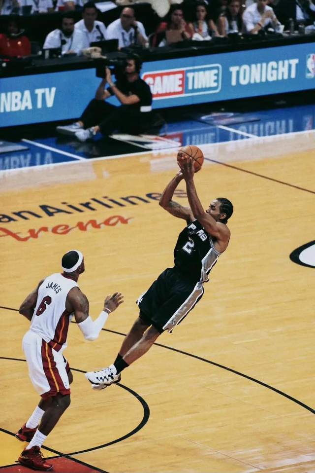 开云官网-包含赛后新疆广汇篮板制胜——NBA总决赛节点到来，媒体盛赞，团队化学反应显著的词条